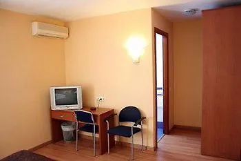 Gatell Hotel Vilanova i la Geltrú 2*,